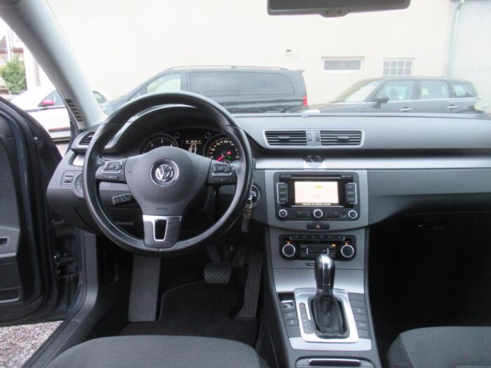 Volkswagen Passat 2.0 TDI BLUEMOTION 140 CH – Image 11