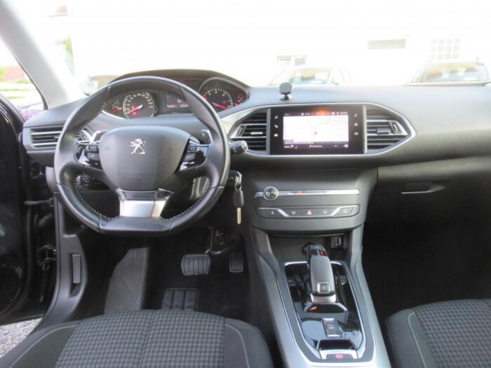 Peugeot 308 ALLURE 130 CH EAT 8 – Image 11