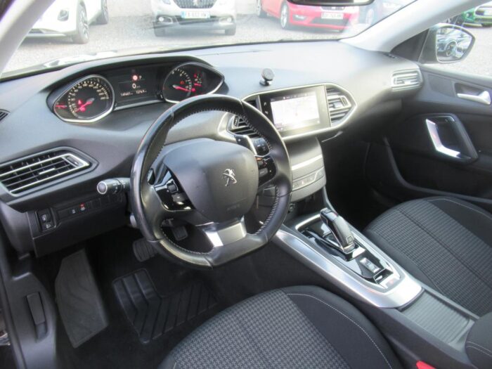 Peugeot 308 ALLURE 130 CH EAT 8 – Image 12
