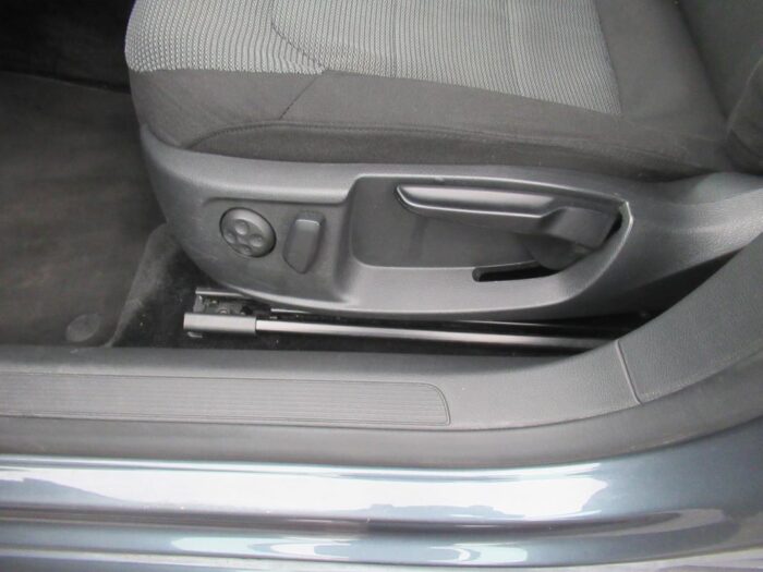 Volkswagen Passat 2.0 TDI BLUEMOTION 140 CH – Image 14