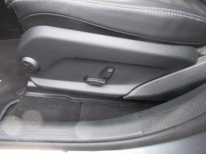 Mercedes classe glc 300 E AMG LINE 211 CH +122 1ERE MAIN FRANCE – Image 15