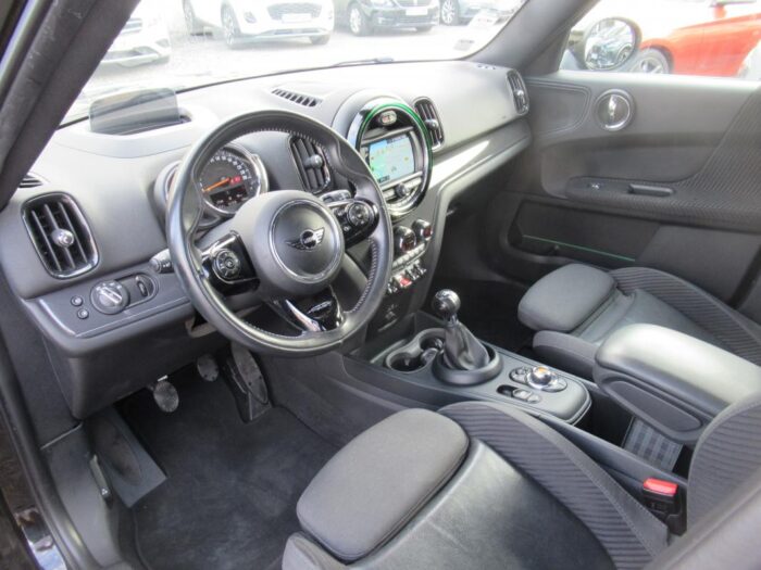 Mini Countryman 136 CH PACK CHILI ALL4 – Image 7