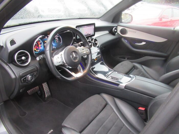 Mercedes classe glc 300 E AMG LINE 211 CH +122 1ERE MAIN FRANCE – Image 7