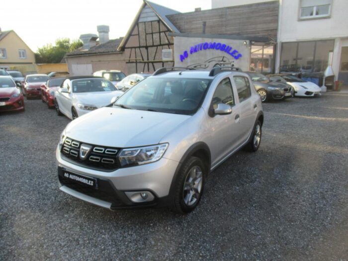 Dacia Sandero 1.5 DCI 90 CH STEPWAY 1ERE MAIN FRANCE 9900 euros