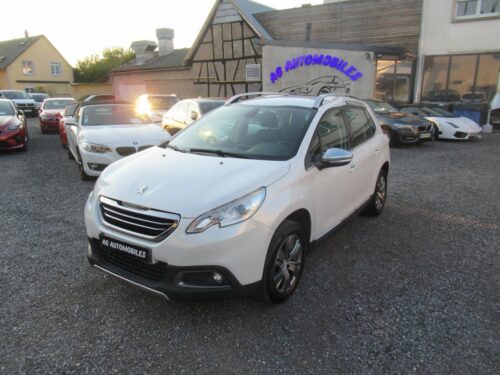 Peugeot 2008 ALLURE 82 CH 4900 euros