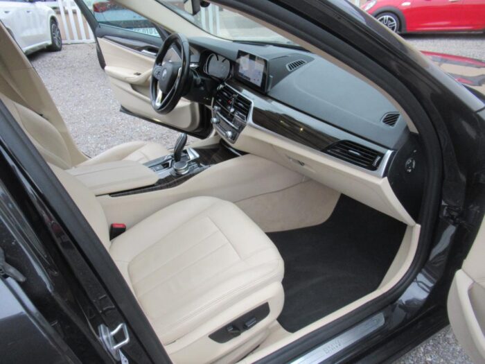 BMW Série 5 EXECUTIVE 520D 190 CH ORIGINE FRANCE – Image 10