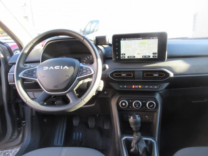 Dacia Jogger TCE 110 CH 7 PLACES 15000 KMS – Image 12