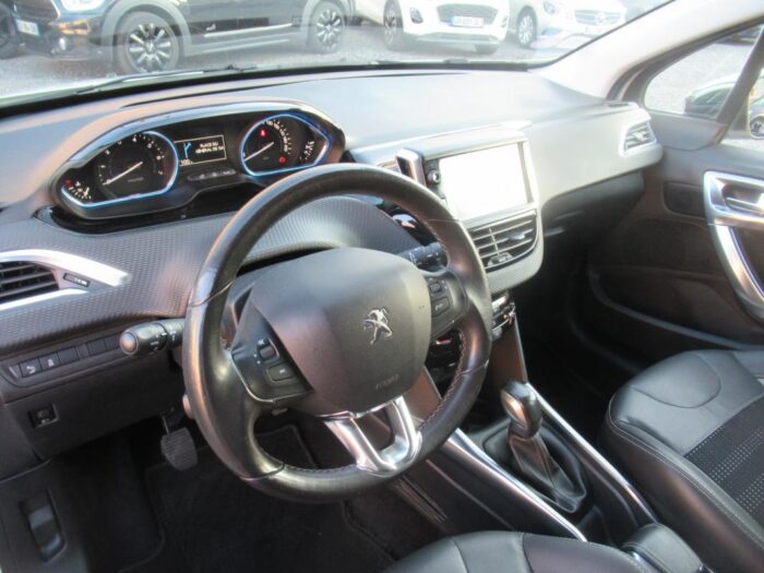 Peugeot 2008 ALLURE 82 CH – Image 12