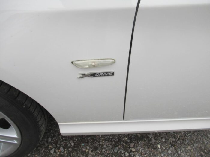 BMW Série 3 TOURING 325 I XDRIVE LUXE 218 CH – Image 16