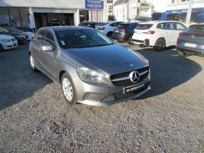 Mercedes Classe A 180 INTUITION 122 CH ORIGINE FRANCE 67000 KMS – Image 2