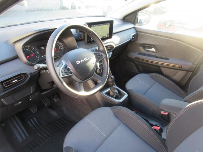 Dacia Jogger TCE 110 CH 7 PLACES 15000 KMS – Image 7