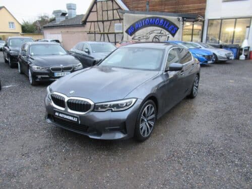 BMW Série 3 320 D XDRIVE 190 CH BUSINESS DESIGN 1ERE MAIN FRANCE TVA RECUPERABLE 21900 euros